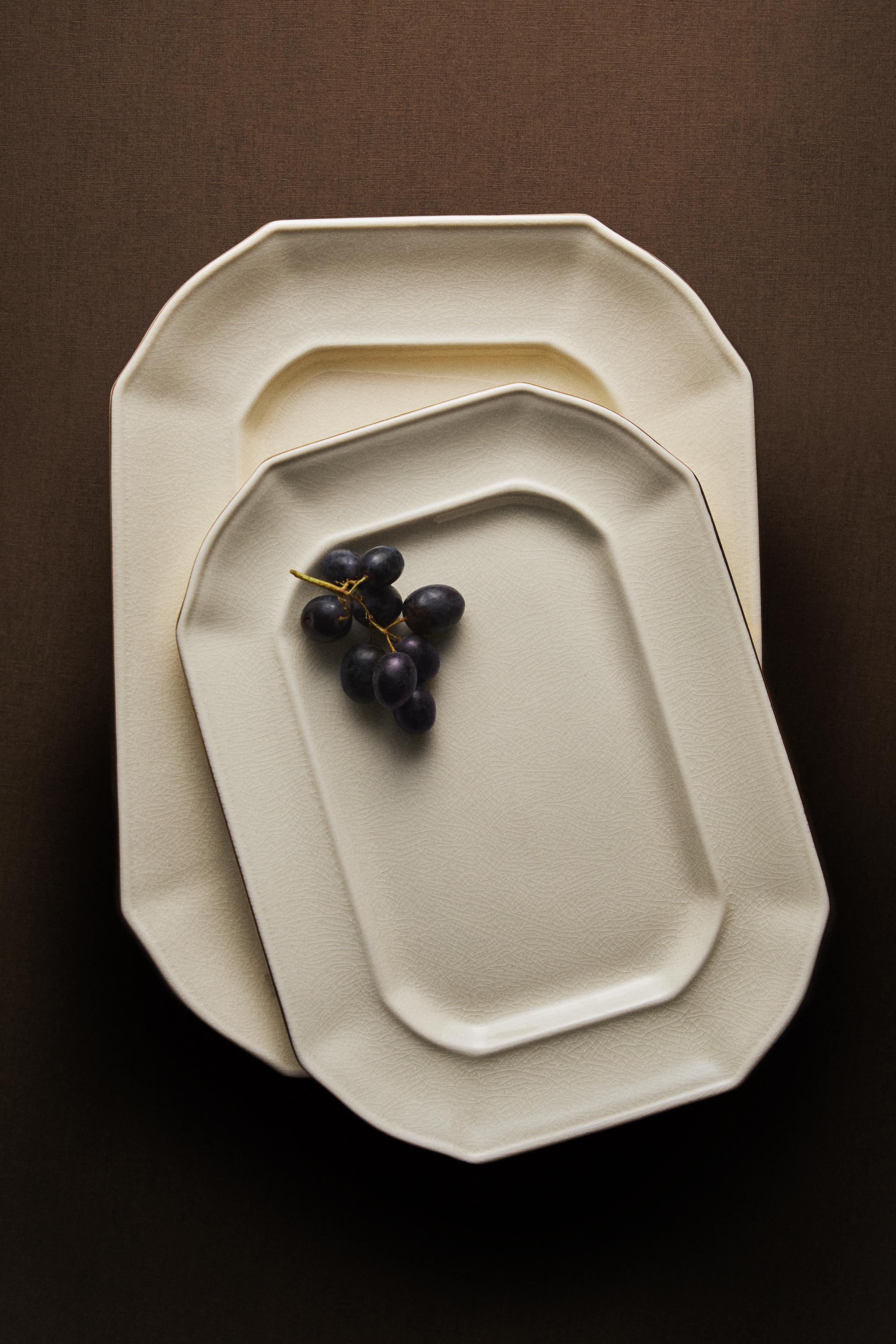 RECTANGULAR PORCELAIN SERVING DISH